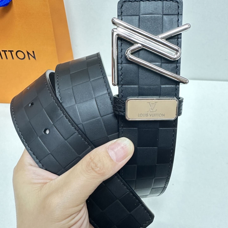 l**is V*t*n belts
